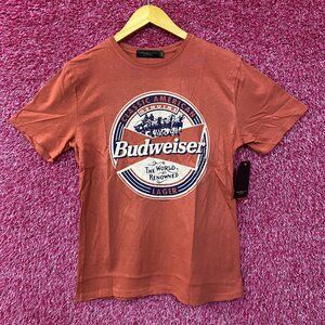 Budweiser World Renowned Classic American Lager T-shirt size Small